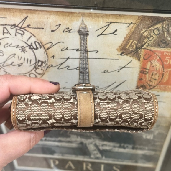Coach Vintage Signature Mini C's Signature Soho Compact Wallet - Picture 15 of 16